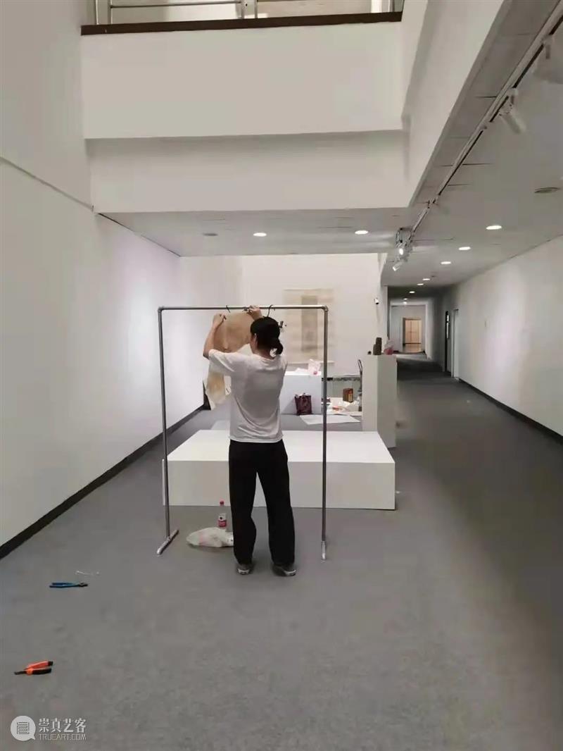 展览回顾 | 回响 ECHO 视频资讯 张嘉宁 ECHO 策展人 Curator 陆佳 Jia 艺术家 Artists 何艺雯 严许雨 张嘉宁 崇真艺客